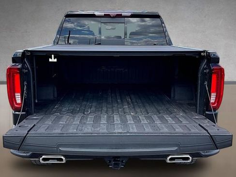 Used 2023 GMC Sierra 1500 AT4 w/ Technology Package AWD/4WD image 29