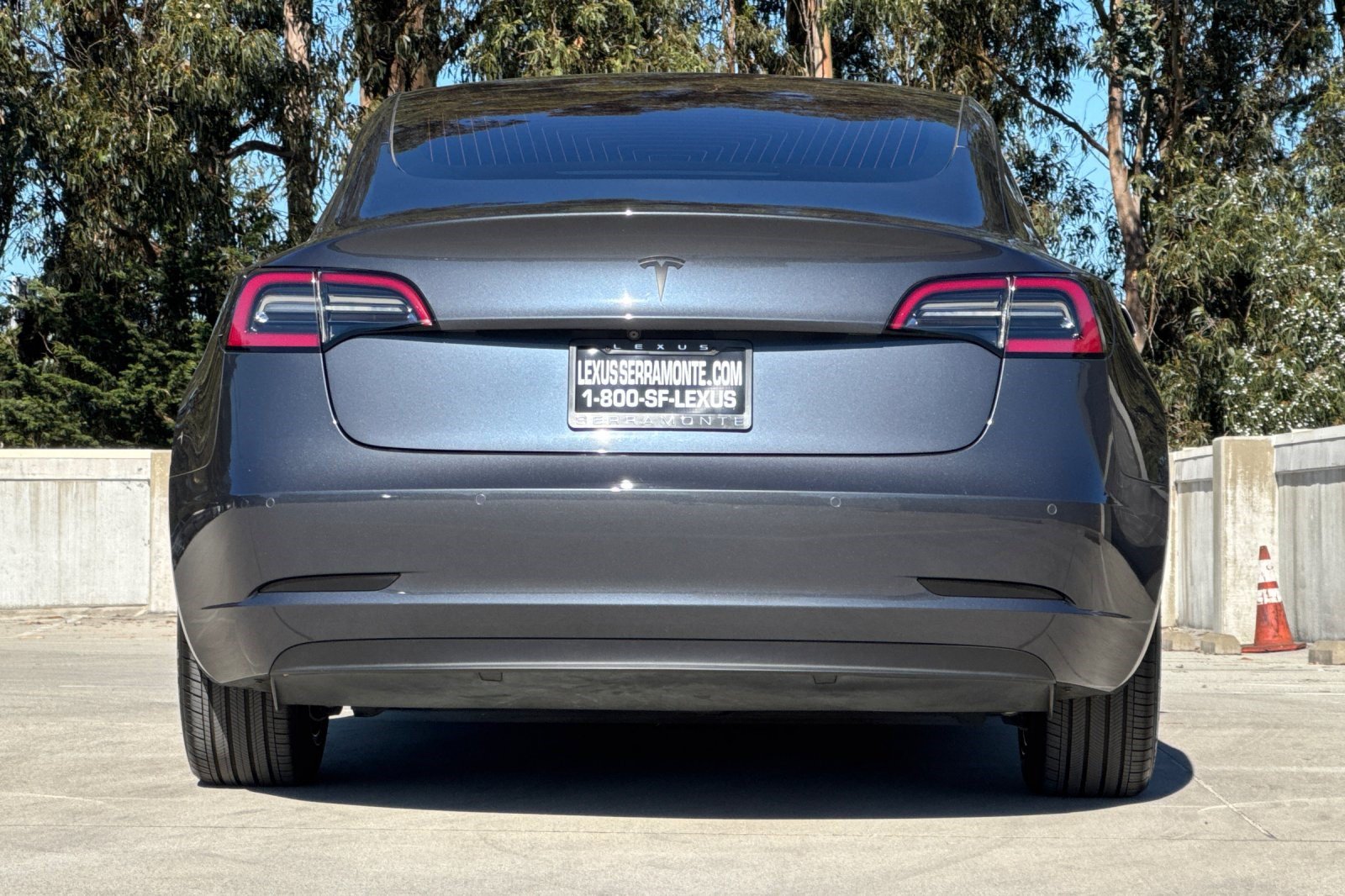 Used 2018 Tesla Model 3 Long Range RWD image 9