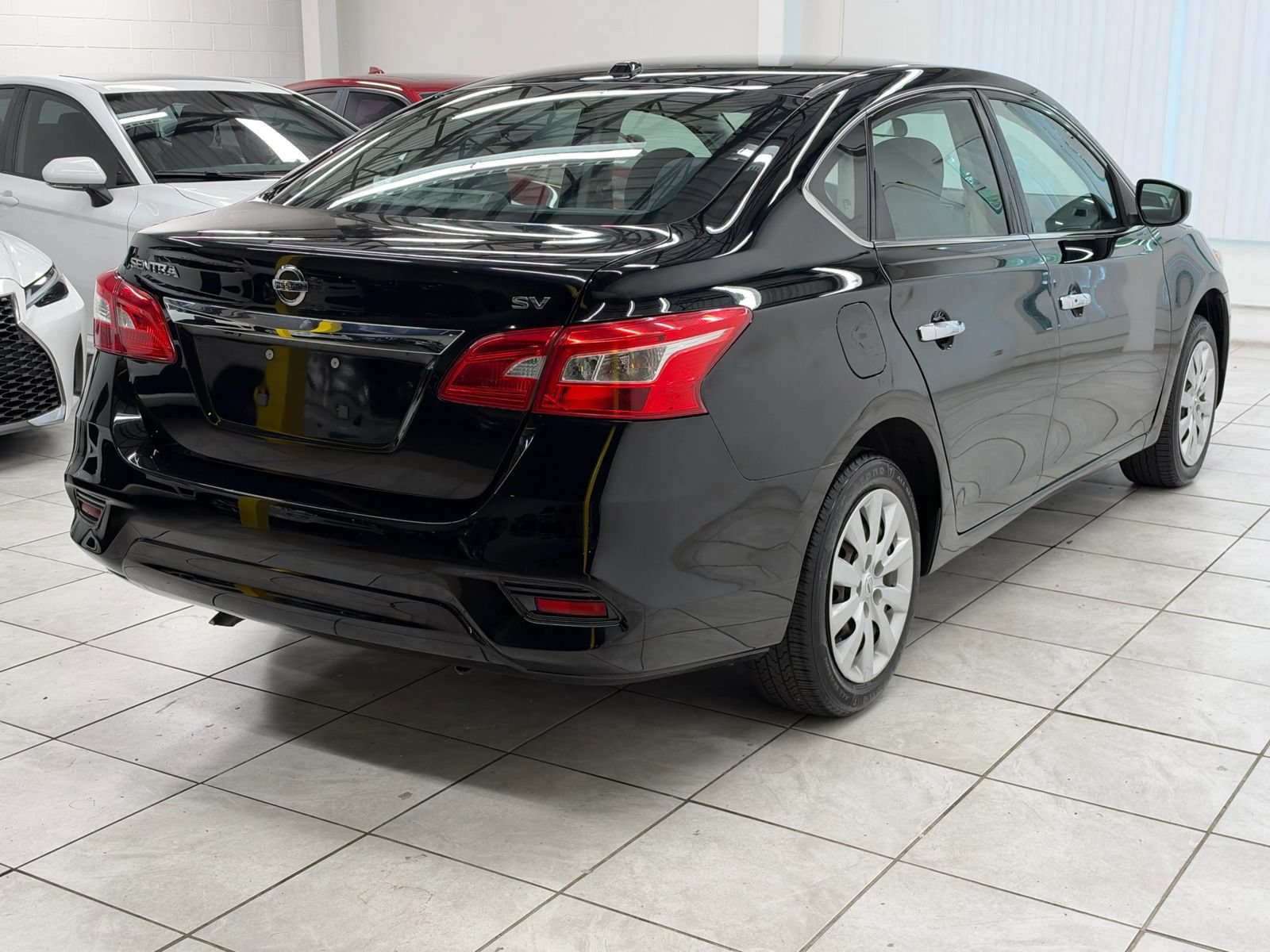 Used 2017 Nissan Sentra SV FWD image 9