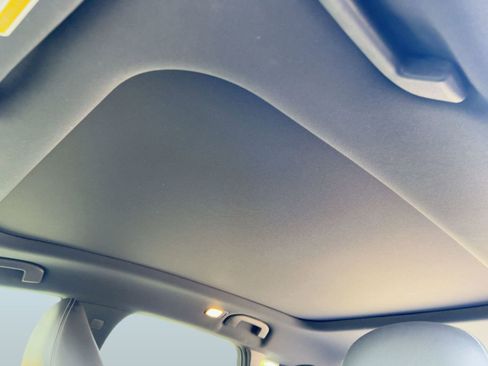 Used 2021 INFINITI QX50 Luxe w/ Appearance Package image 16