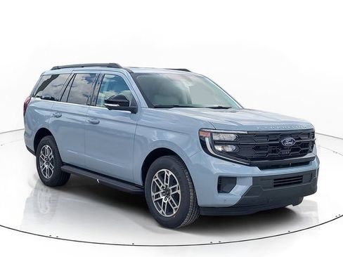 New 2026 Ford Expedition Active RWD image 3