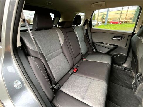 Used 2021 Nissan Rogue SV AWD/4WD image 21