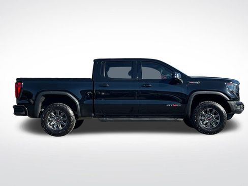 Used 2024 GMC Sierra 1500 AT4X image 2