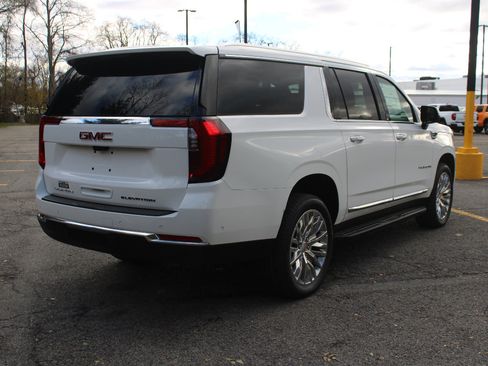 New 2026 GMC Yukon XL Elevation w/ Elevation Premium Package image 10
