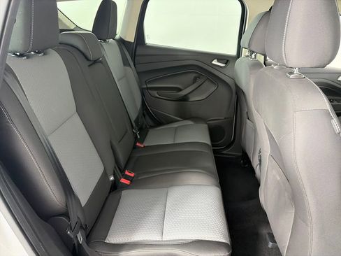 Used 2017 Ford Escape SE image 28