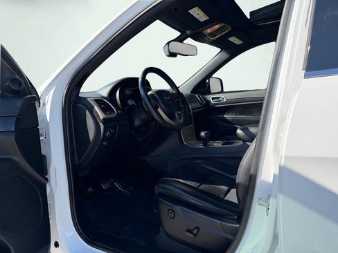 Used 2015 Jeep Grand Cherokee Altitude image 18