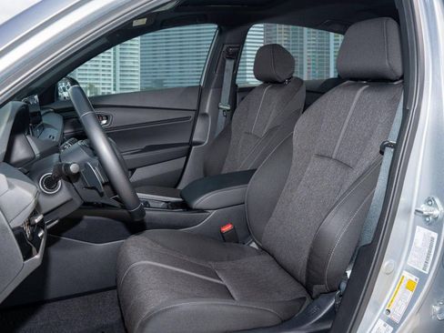 Used 2025 Honda Accord Sport image 15