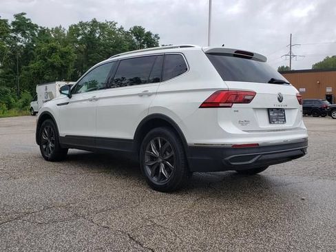Used 2023 Volkswagen Tiguan SE w/ Panoramic Sunroof Package AWD/4WD image 6