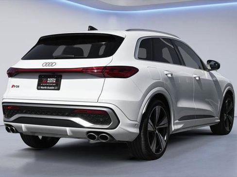 Certified 2025 Audi SQ5 Premium Plus w/ Premium Plus Package AWD/4WD image 3