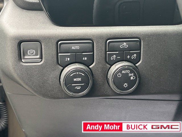 Used 2023 Chevrolet Silverado 1500 LT AWD/4WD image 27