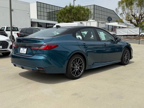 Used 2025 Toyota Camry XSE w/ Premium Plus Package image 7