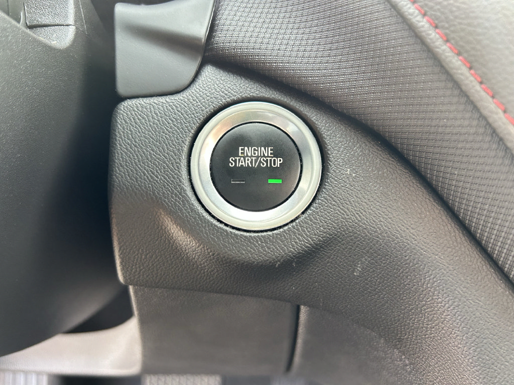 Used 2023 Chevrolet Equinox RS w/ RS Leather Package FWD image 34