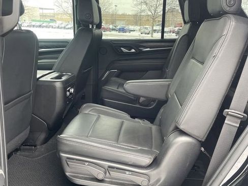 Used 2022 GMC Yukon Denali image 12