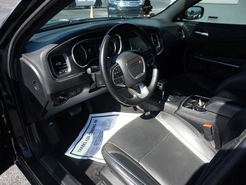 Used 2016 Dodge Charger R/T w/ Plus Group RWD image 16