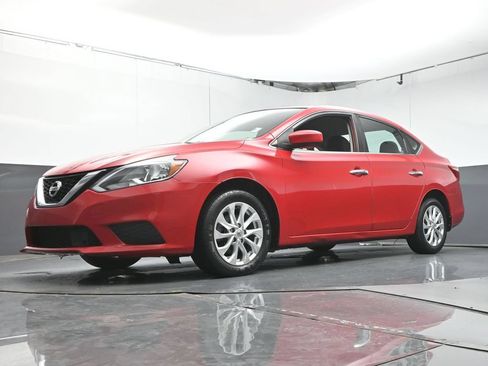 Used 2018 Nissan Sentra SV FWD image 32