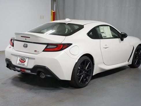 New 2026 Toyota GR86 Premium RWD image 8