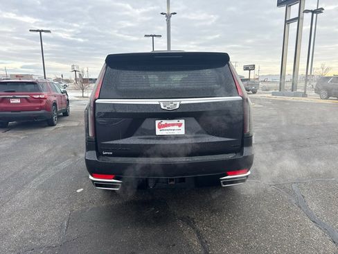 Certified 2022 Cadillac Escalade Premium Luxury Platinum image 4