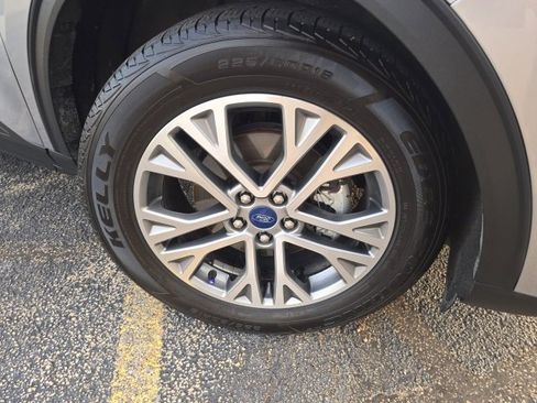 Certified 2022 Ford Escape SEL image 2