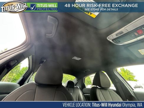 New 2025 Hyundai Elantra SEL image 27