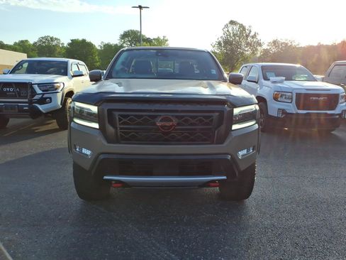 Used 2023 Nissan Frontier PRO-4X w/ Pro-4X Premium Package AWD/4WD image 2