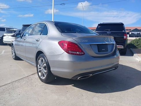 Used 2016 Mercedes-Benz C 300 4MATIC Sedan image 7