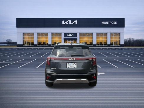 Used 2024 Kia Seltos SX w/ SX Sunroof Package AWD/4WD image 7