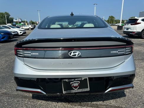 Used 2025 Hyundai Sonata SEL FWD image 5