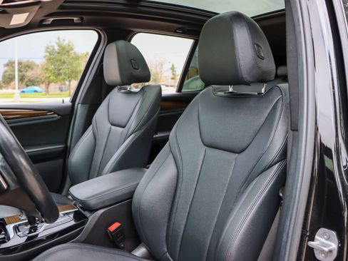 Used 2019 BMW X3 sDrive30i image 12