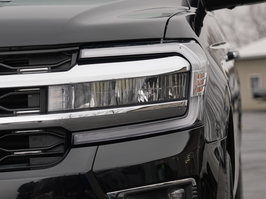 Used 2024 Ford Expedition Max Limited AWD/4WD image 10