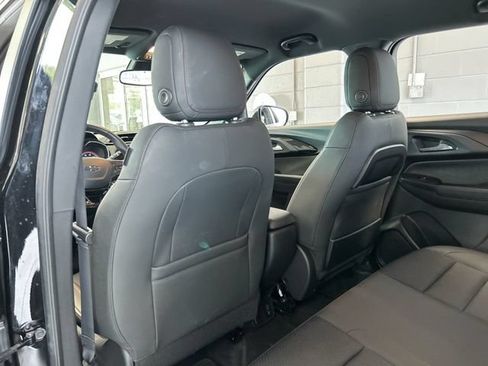 Used 2022 Chevrolet TrailBlazer RS w/ Technology Package AWD/4WD image 18