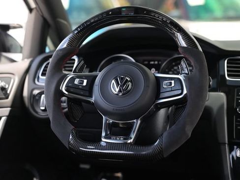 Used 2021 Volkswagen GTI SE FWD image 31