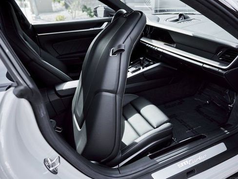 Used 2024 Porsche 911 Turbo image 77