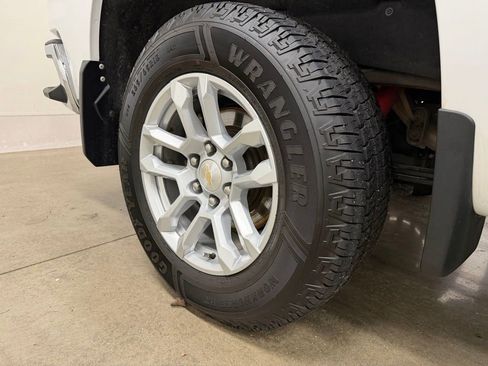 Certified 2022 Chevrolet Silverado 1500 LT image 14