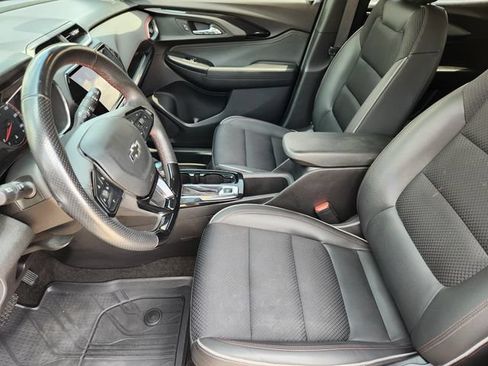 Used 2021 Chevrolet TrailBlazer RS w/ Convenience Package FWD image 13