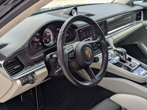 Certified 2022 Porsche Panamera Turbo S AWD/4WD image 4