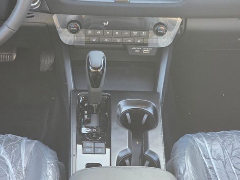 Used 2026 Subaru Outback Premium image 14