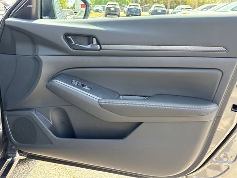 New 2026 Nissan Altima 2.5 SV w/ SV Special Edition Package FWD image 11