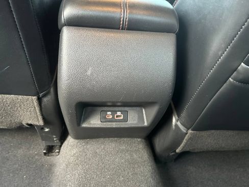 Used 2024 Nissan Altima 2.5 SR FWD image 36