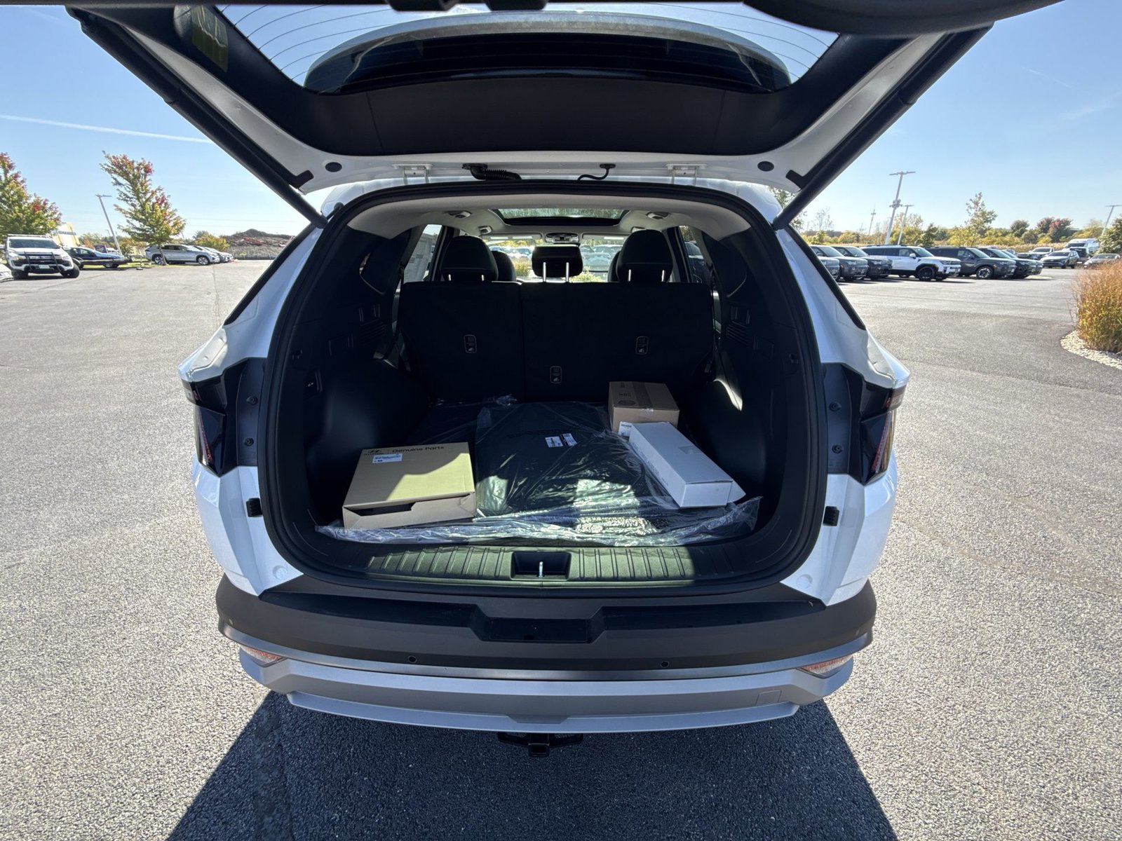 New 2026 Hyundai Tucson Limited w/ Tow & Go Package AWD/4WD image 27