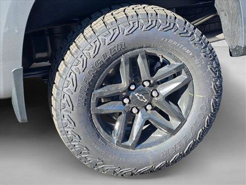 New 2026 Chevrolet Silverado 1500 LT Trail Boss w/ Dark Appearance Package image 10