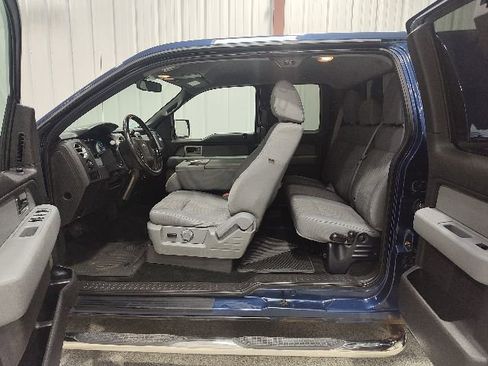 Used 2011 Ford F150 XLT w/ XLT Convenience Pkg AWD/4WD image 12
