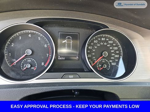 Used 2017 Volkswagen Golf S image 15