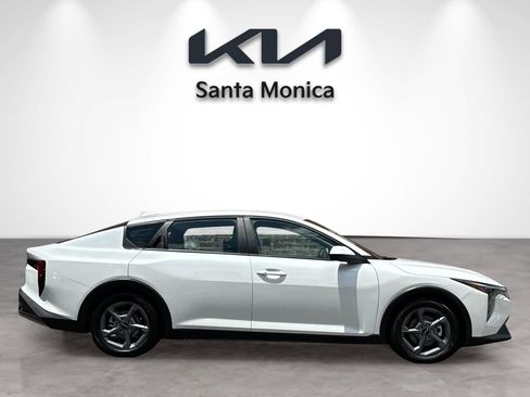 Certified 2025 Kia K4 FWD image 8