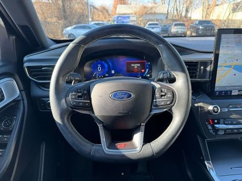 Used 2020 Ford Explorer ST w/ ST Street Pack image 12