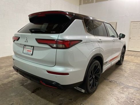 Used 2024 Mitsubishi Outlander Ralliart image 6