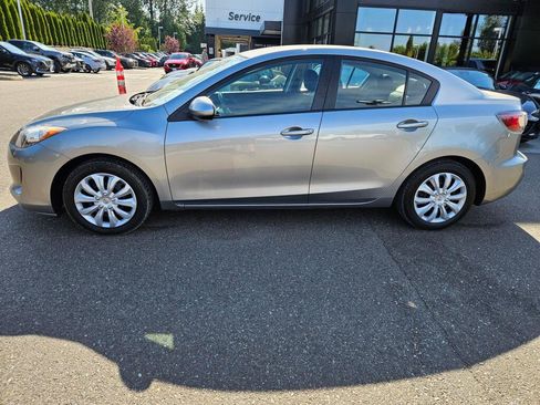 Used 2012 MAZDA MAZDA3 i Sport FWD image 2