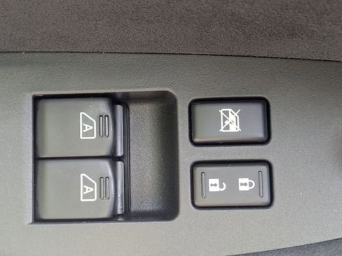 Used 2024 Nissan Z Performance w/ Floor Mat Package RWD image 12