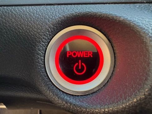 Used 2019 Honda Insight LX image 18