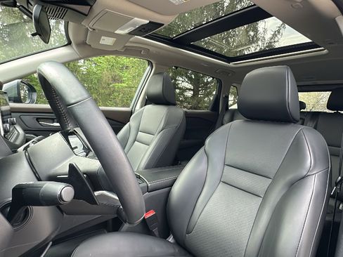 Certified 2023 Nissan Rogue SV w/ SV Premium B Package image 12