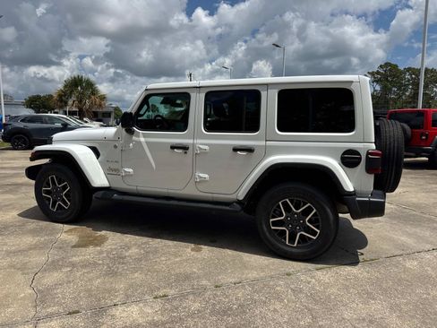 Certified 2024 Jeep Wrangler Unlimited Sahara AWD/4WD image 5